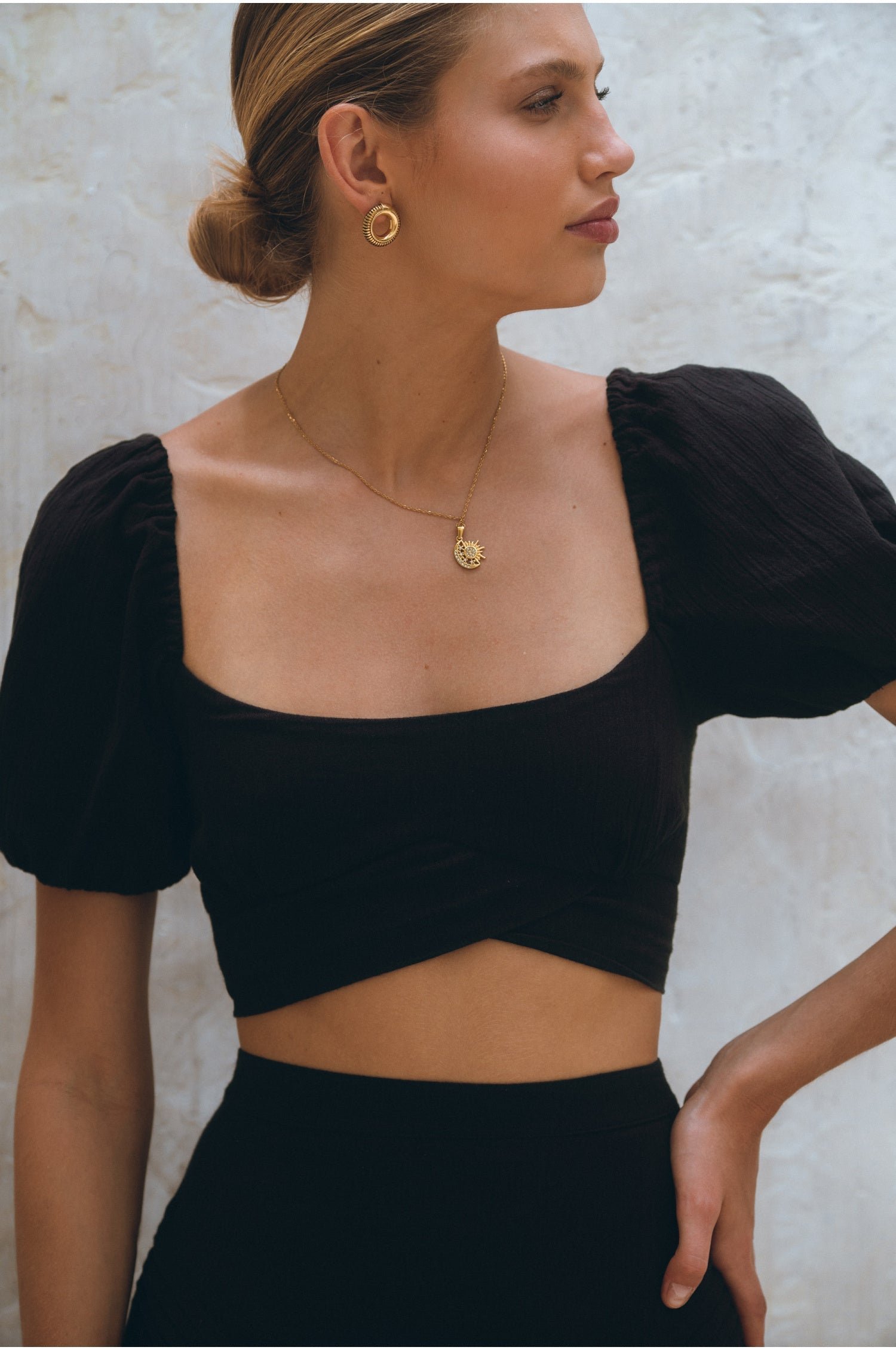 Kiana Linen Crop Top - Image 3